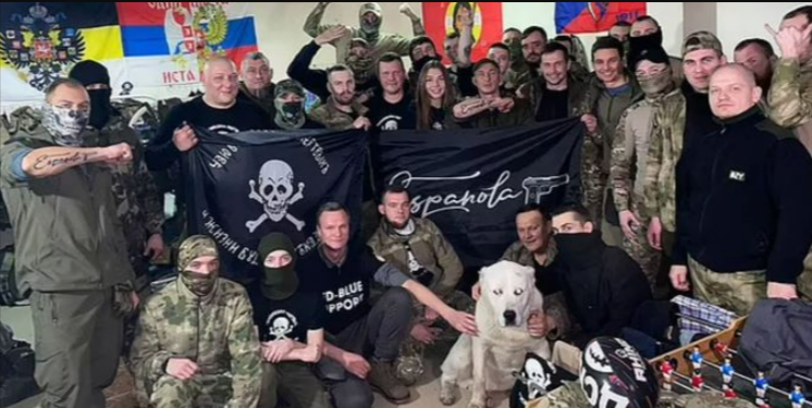 Jetzt schickt Putin sogar Hooligans in den Krieg! Wladimir Putin total verzweifelt