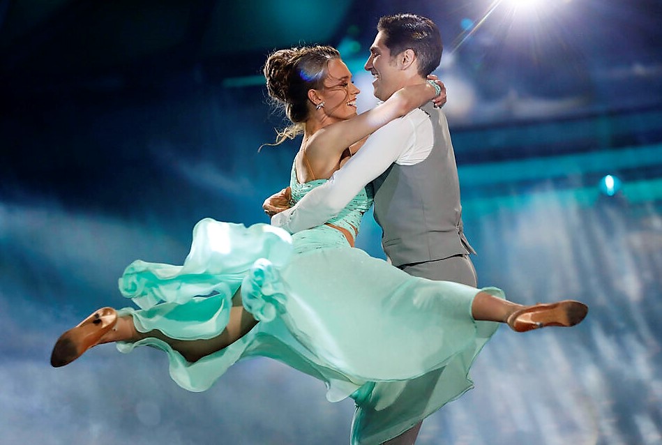 Let´s Dance: Mysteriöse Todesfälle ziehen sich wie ein Fluch durch die Sendung!