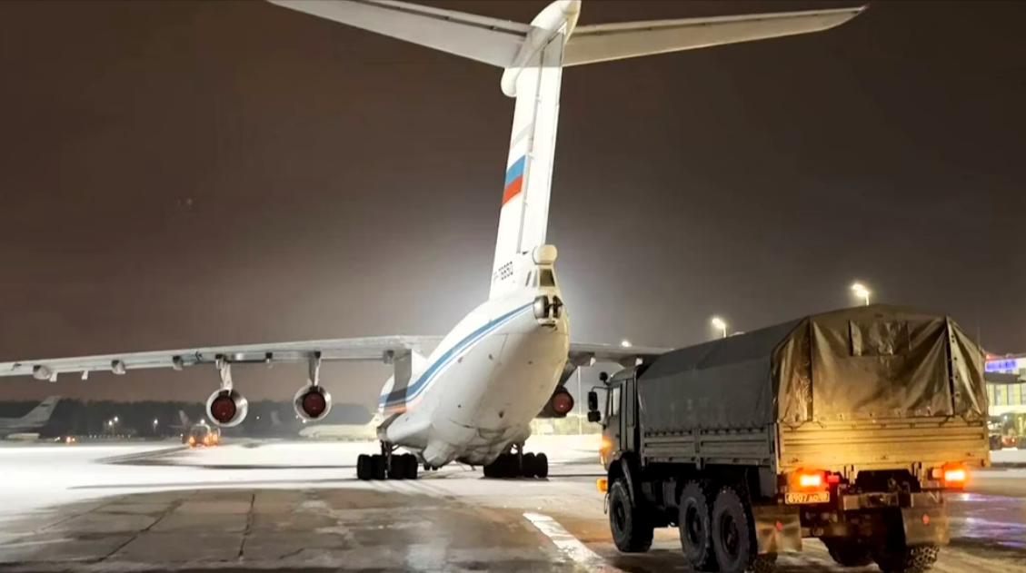 Russische Militärmaschine im Iran gelandet! Liefert Putin Waffensysteme für den Kampf gegen Israel?