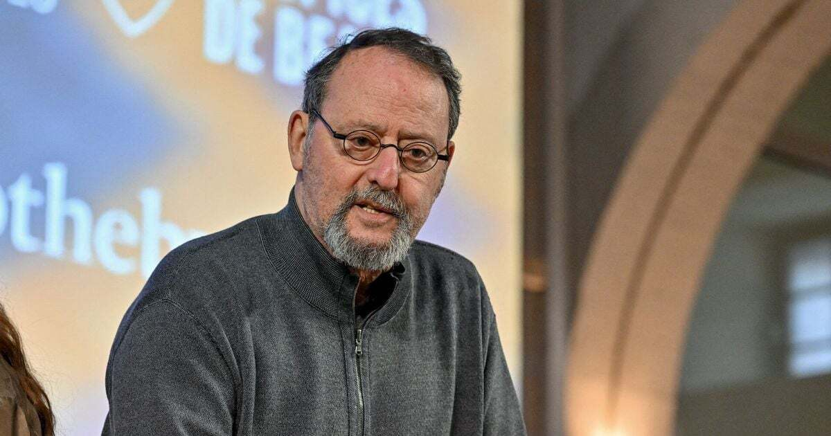 Jean Reno s'envole au Japon avec un de ses fils — un voyage plein de sens