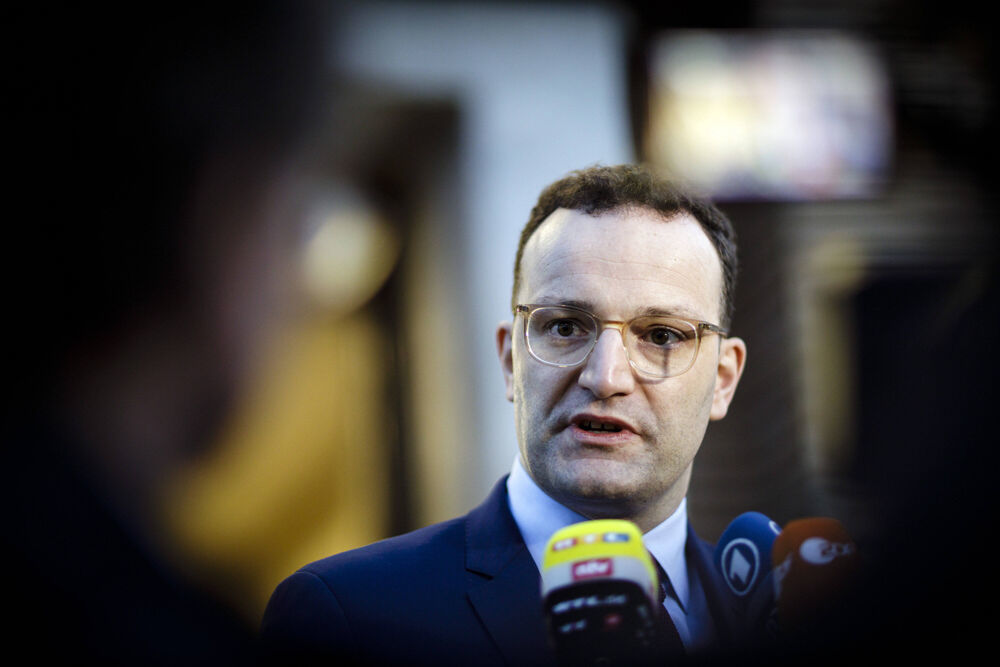 Aktuelle Corona Zahlen des RKI: Massiver Anstieg der Neu-Infektionen und des R-Werts!