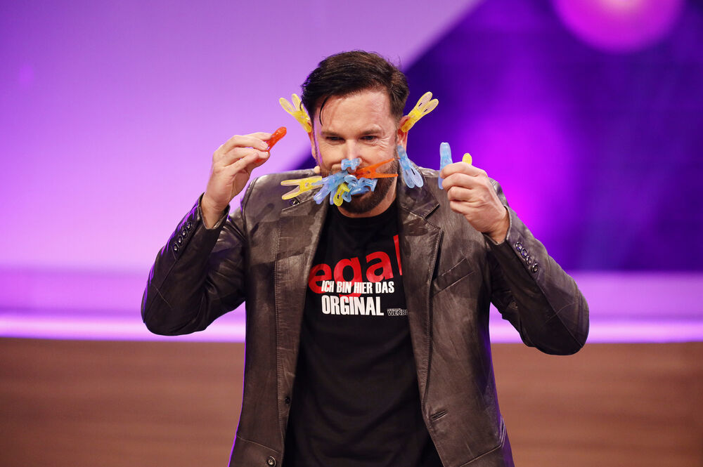 Michael Wendler zerstört Lauras Leben! Nächste Einnahmen weg - Hunde-Account bei Instagram gesperrt