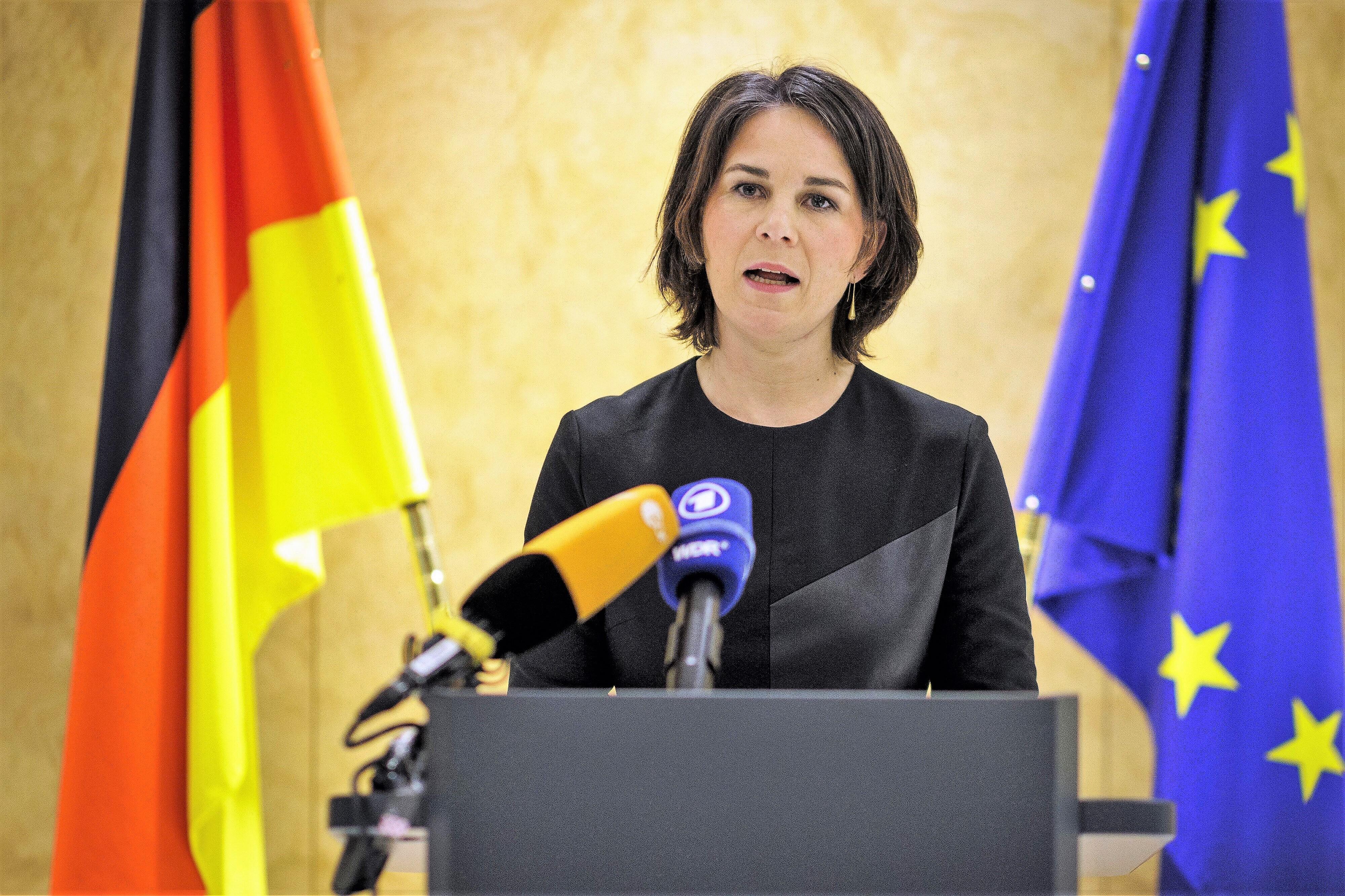 Aufstand gegen Baerbock! Zoff bei den Grünen weitet sich immer mehr aus - Zerreist es die Partei?