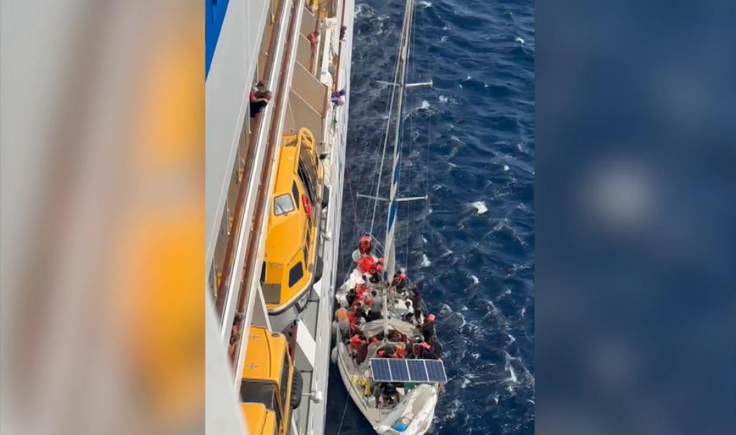 AIDA Blu nimmt Flüchtlinge an Bord -Rettung aus höchster Not, trauriger Zwischenfall im Mittelmeer!