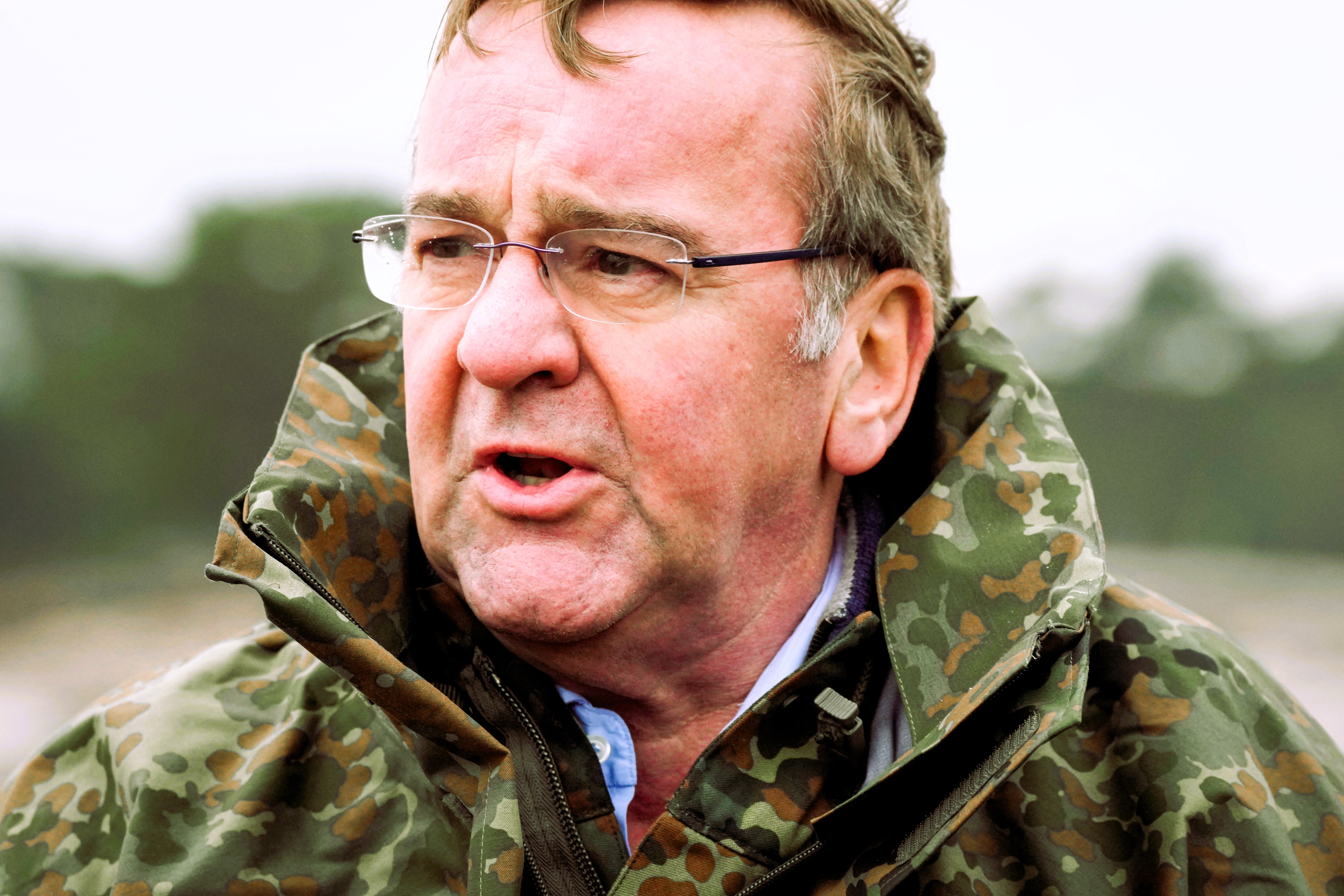 Angst um Europa! "Bis wir bereit sind, stehen die Russen vor Frankfurt"!