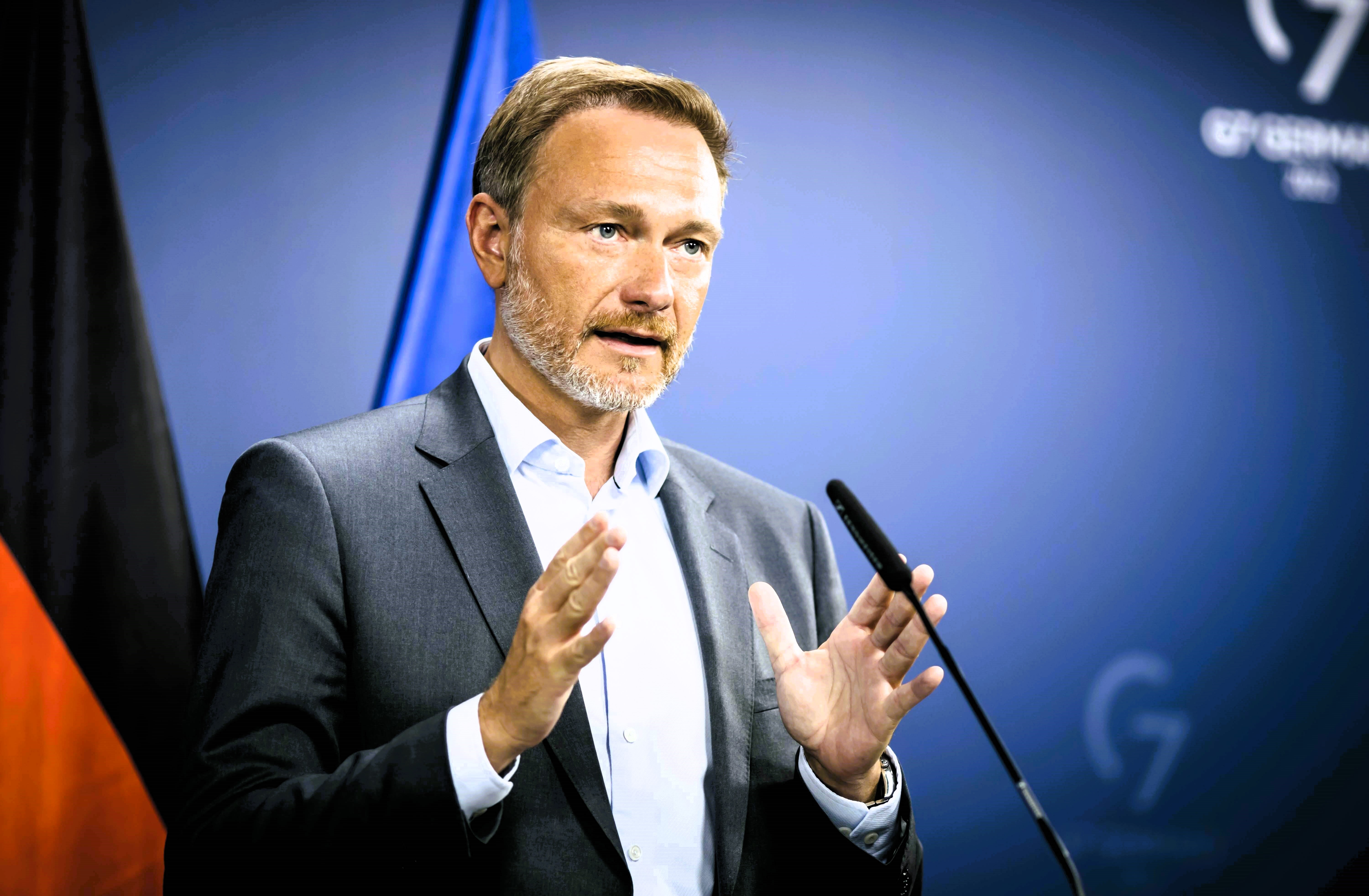 Deutschland beschlagnahmt 720 Millionen von Putin! Geld von Russen-Bank sollen in deutscher Staatskasse landen