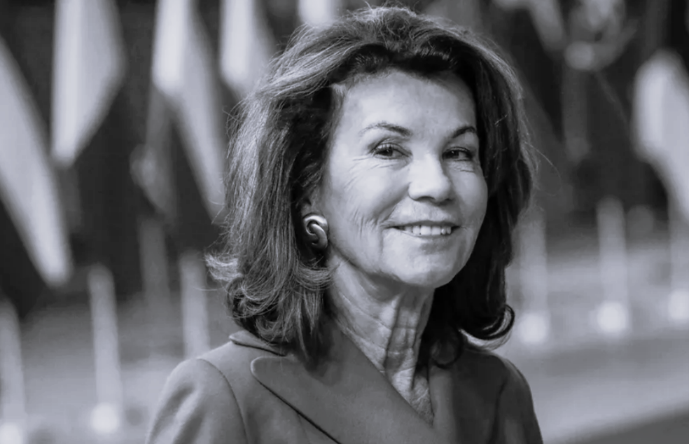 Trauer! Österreichs Kanzlerin ist tot! Brigitte Bierlein überraschend gestorben - Österreich trauert um seine erste Kanzlerin